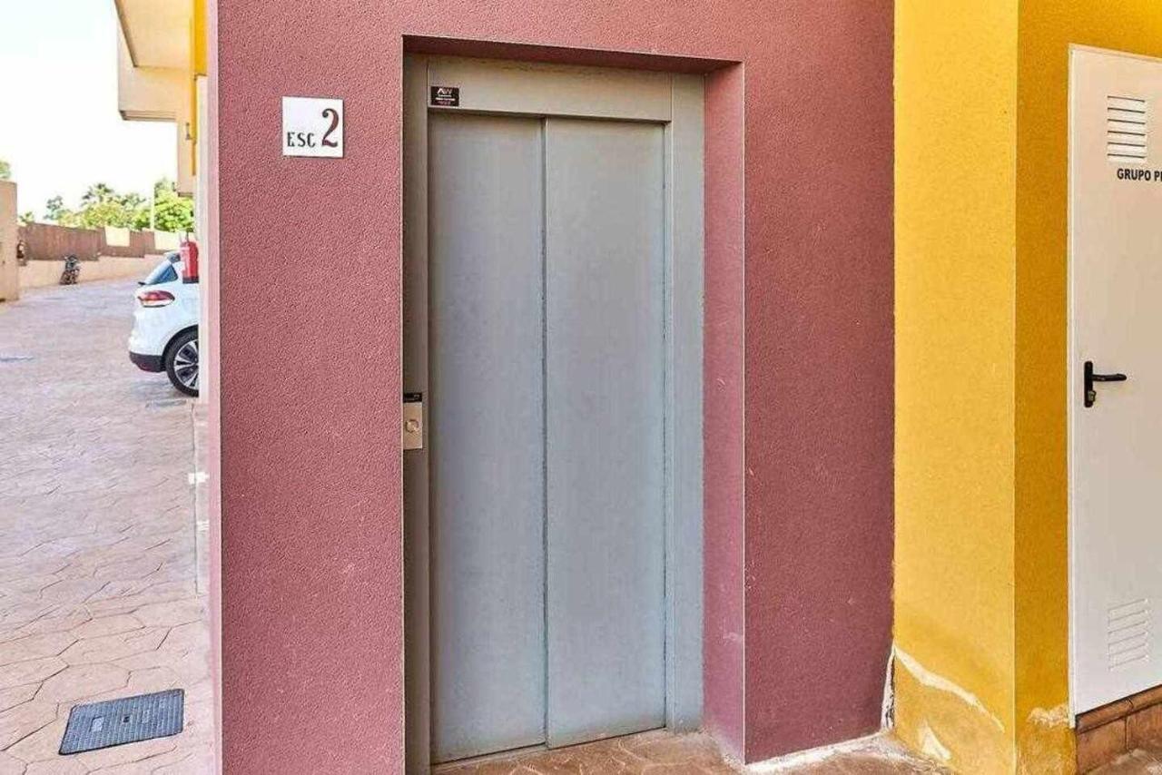 La Marina *